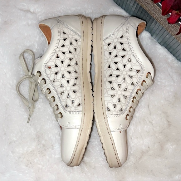 PIKOLINOS Lagos Leather Floral Sneaker - Picture 9 of 10